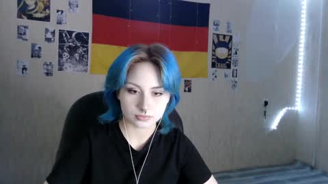 Alice online show from January 18, 5:09 pm