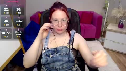 kuri_u online show from March 28, 9:53 am