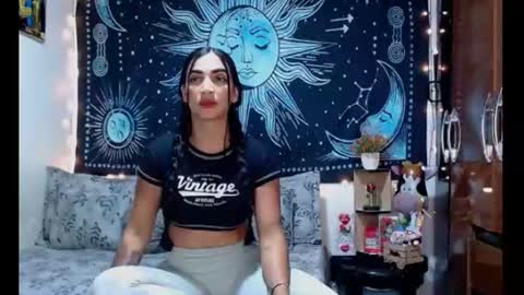 kylie online show from July 30, 11:16 pm