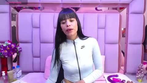 kylie online show from December 19, 2:59 am