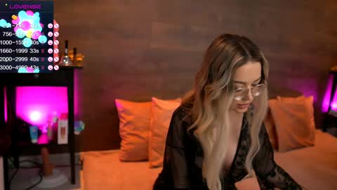 Kylie online show from January 24, 10:30 pm