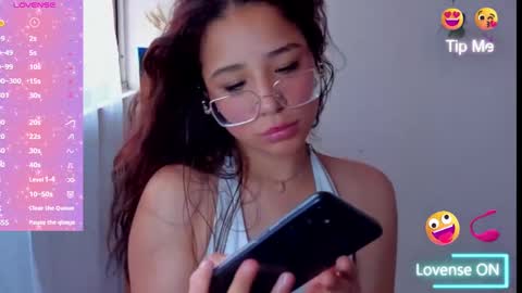 kyomi online show from September 18, 7:01 pm