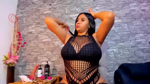 la_indiia online show from February 22, 12:19 pm