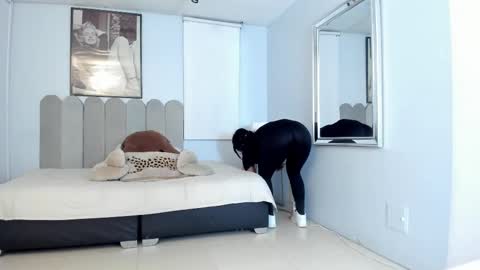 Cris  online show from February 12, 11:29 am