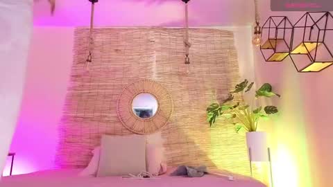 Cris  online show from February 22, 12:08 pm