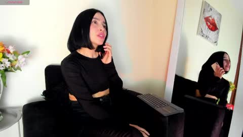 lace_victoria online show from April 16, 1:39 am