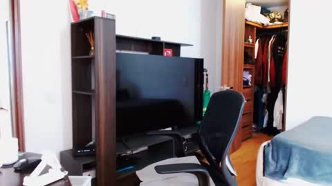 Jazmin online show from March 26, 3:47 pm