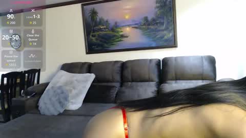 Mia online show from September 14, 4:05 pm