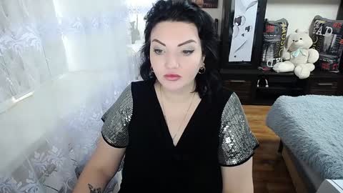 lady_boom_ online show from February 3, 6:45 am