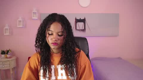 Karla - Instagram   lady karla1 online show from December 30, 2:51 pm