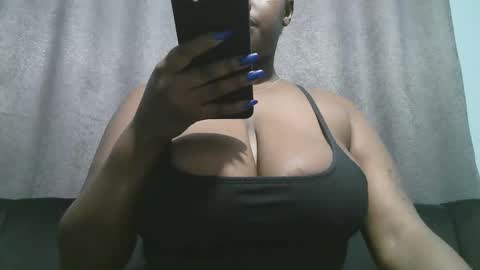 lady_dearra online show from January 7, 4:16 am