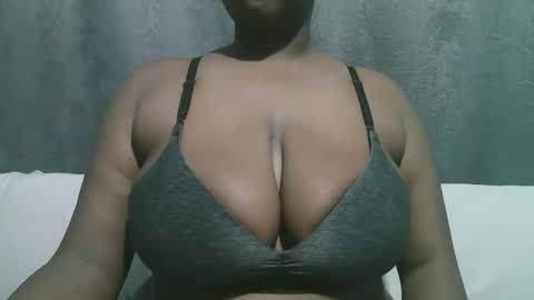 lady_dearra online show from October 20, 2:14 am