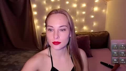LadyAdele online show from January 23, 6:03 pm