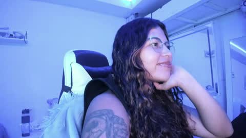  Lady  online show from April 7, 2:35 am