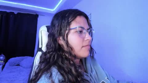  Lady  online show from March 17, 1:09 am