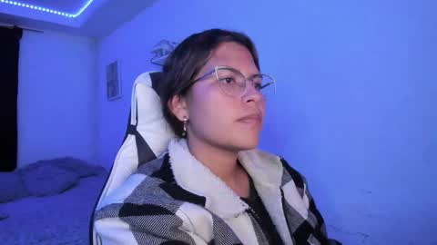  Lady  online show from February 17, 8:02 am