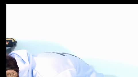 lady online show from December 17, 9:19 pm