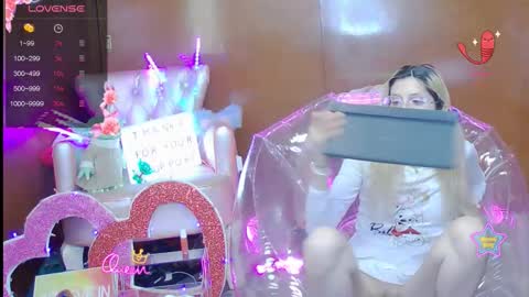 Skinnygirl online show from March 21, 11:21 pm