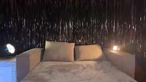 Ellina online show from November 4, 8:14 pm