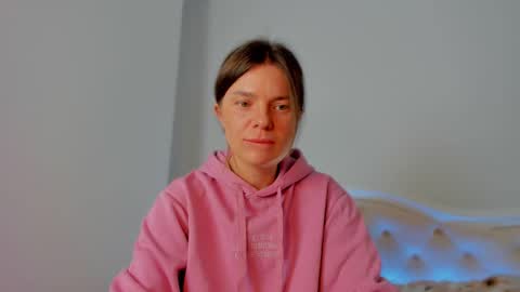 Lallie  online show from March 4, 3:51 pm