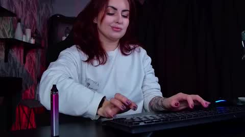 just call me Lana  online show from December 5, 9:21 am