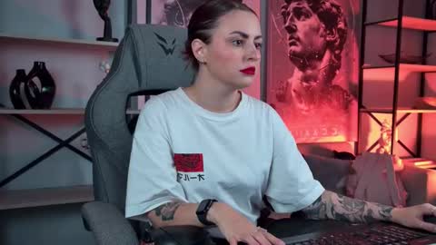 just call me Lana  online show from October 2, 8:19 am