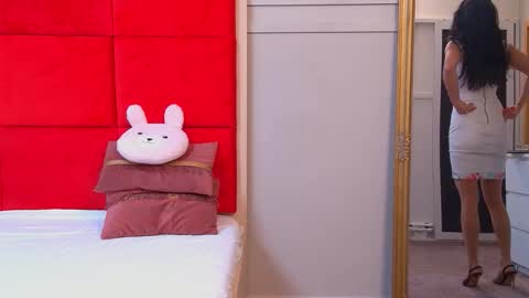 LanaBanner online show from November 10, 5:57 am