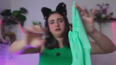 lanaherondale_ online show from June 11, 9:11 pm