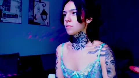 LANNIE   online show from February 14, 4:31 pm