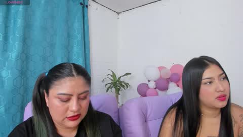 lapeligrosa_ online show from December 19, 12:08 pm