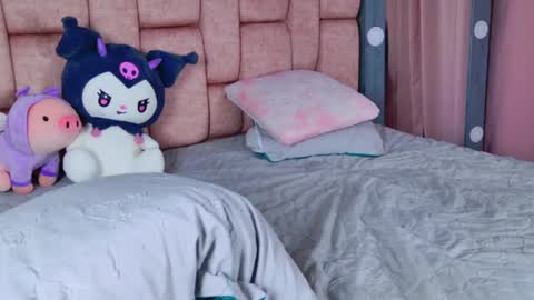 Lara Gill online show from February 13, 10:11 pm