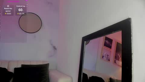 Lara Madisson online show from October 2, 5:56 am