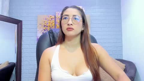      700  200   online show from September 11, 11:54 am