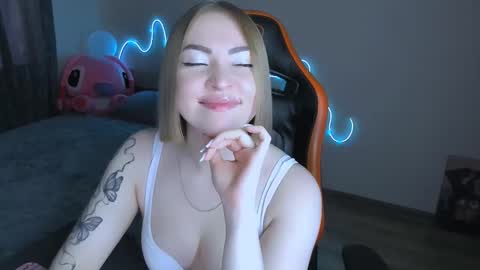 LaraKrein lk online show from March 5, 1:07 pm