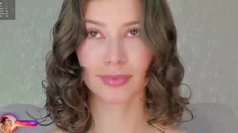 Lara  online show from October 10, 1:49 pm