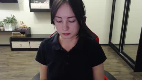 Laralianna online show from October 8, 2:21 pm