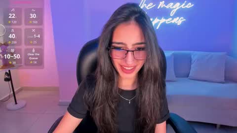 Larisa Smirnov online show from October 17, 5:21 am