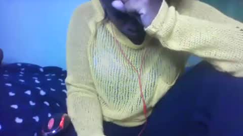 larissa645771 online show from March 31, 1:00 pm