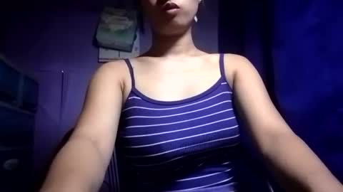 latina_shaine online show from July 20, 2:25 am