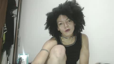 Latinacoka online show from December 6, 1:18 am