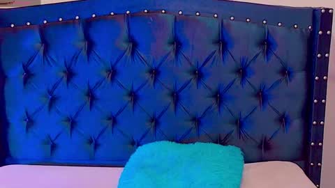 latinnangel online show from June 2, 10:00 pm