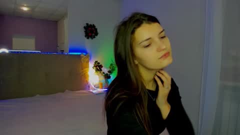 Laura online show from December 17, 5:55 am