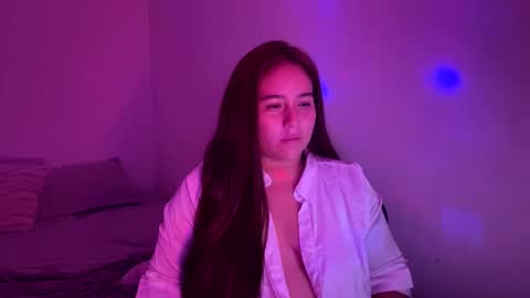 laura online show from March 21, 8:19 am