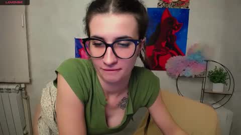 Laura online show from November 2, 10:51 am