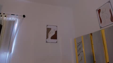 Laurem online show from February 8, 1:15 pm