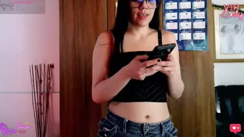 Lauren online show from January 19, 3:41 pm