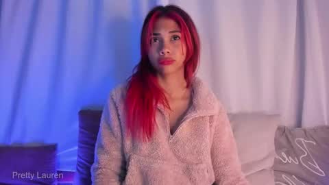 laurenn__1 online show from February 12, 2:46 am