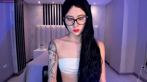 Lau  online show from December 22, 3:42 am