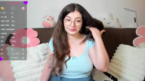 Laurie online show from July 26, 4:59 pm