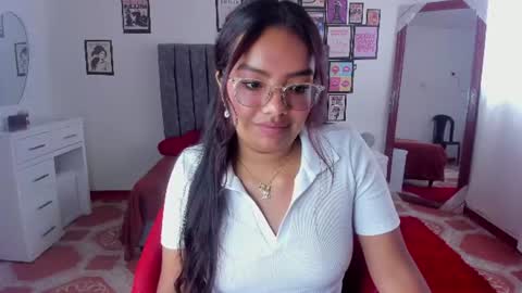 lauu7 online show from July 14, 4:44 pm